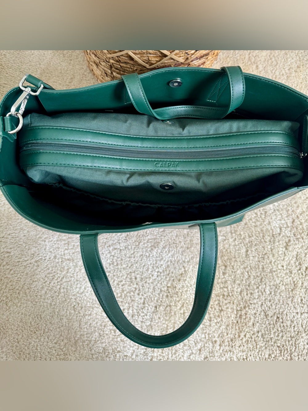Calpak Haven 16” Laptop Tote Forest Green Complete Set - Picture 4 of 9